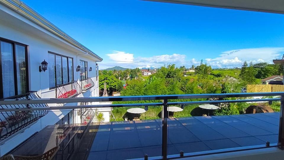 Casa La Silvinas Hotel & Event Resort Tagaytay City Екстер'єр фото