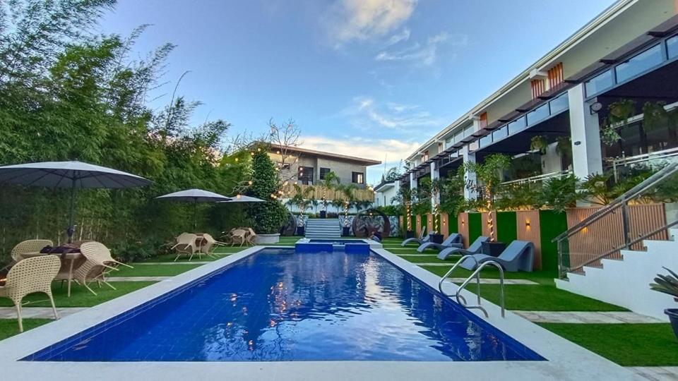 Casa La Silvinas Hotel & Event Resort Tagaytay City Екстер'єр фото